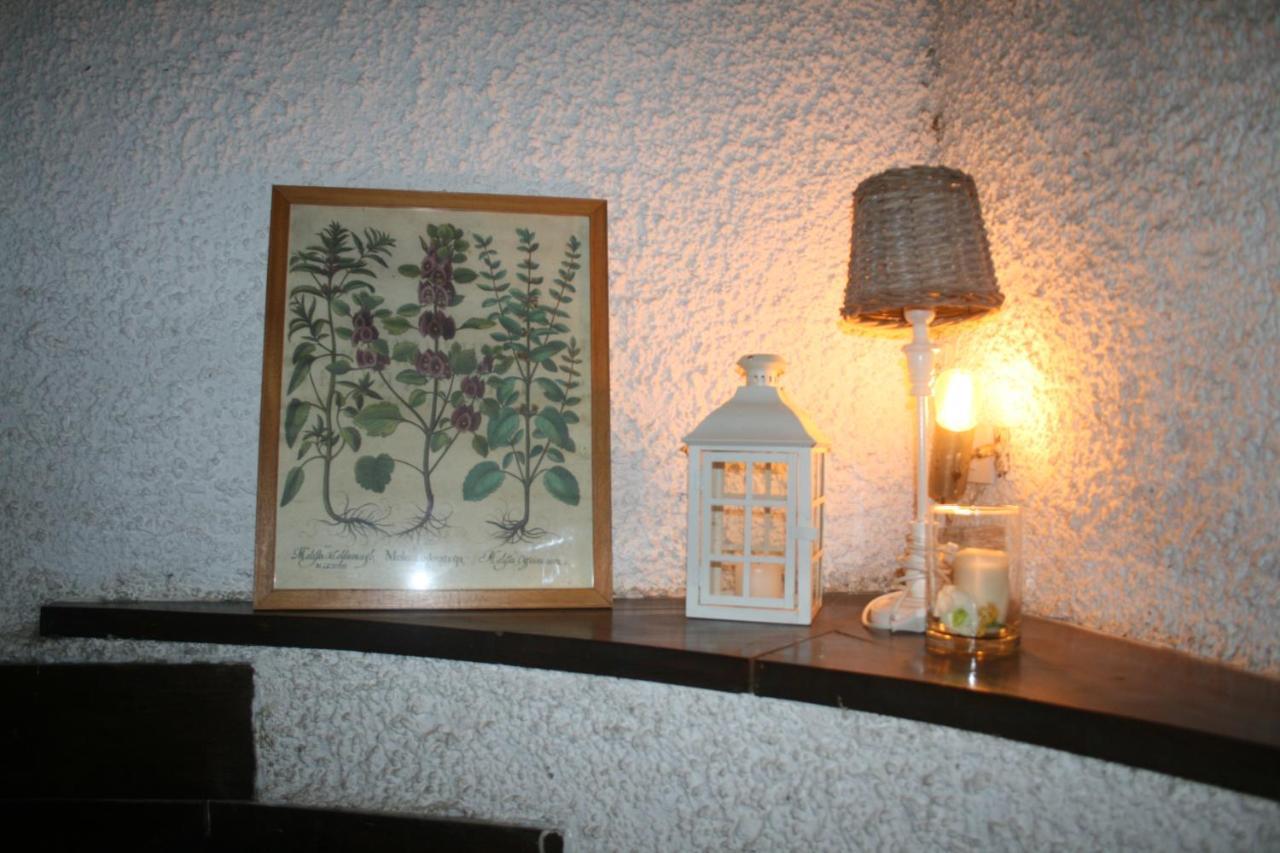 B & B I Melograni Porano Buitenkant foto